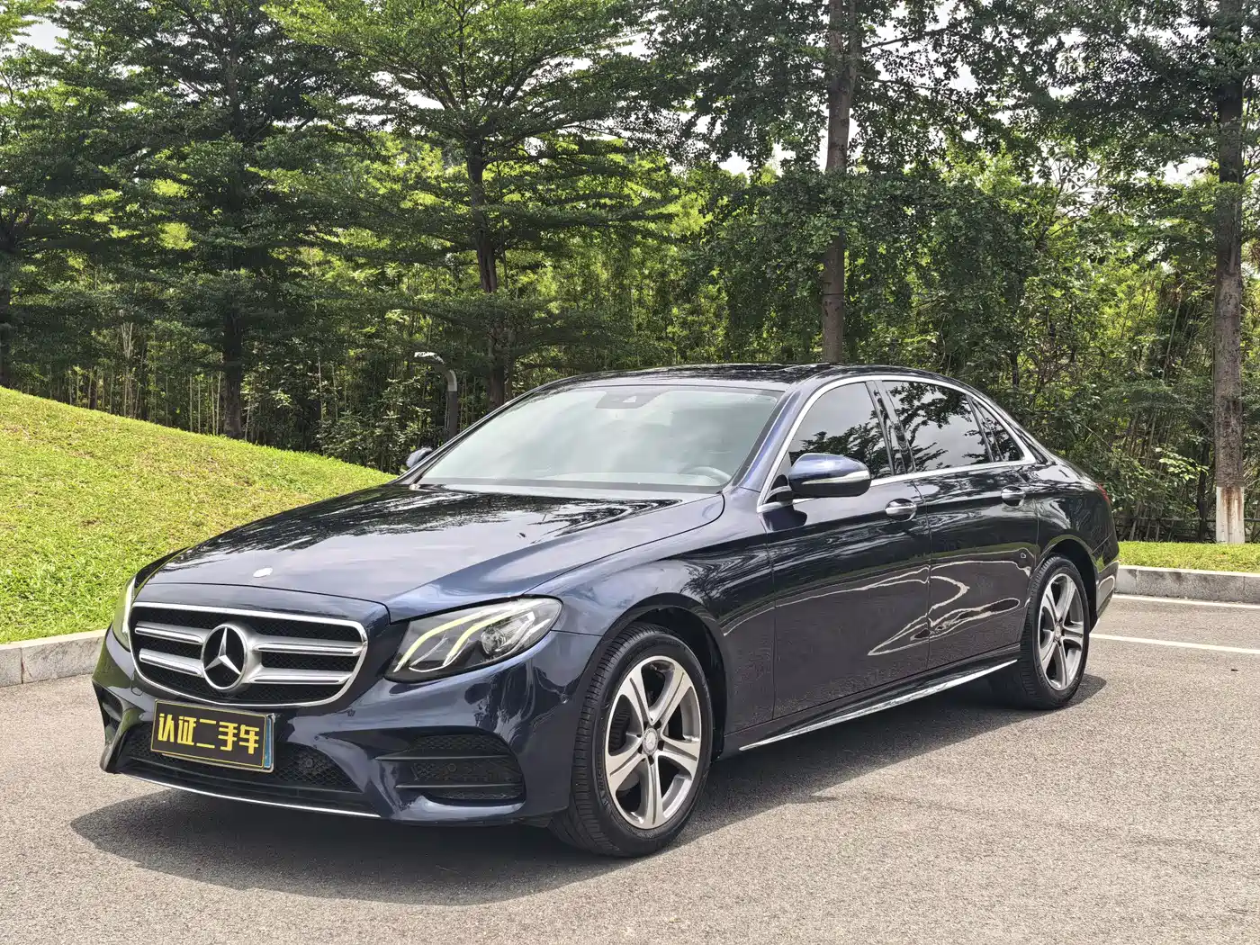 Mercedes-Benz E-Class 2016 E 200 L Sport Type