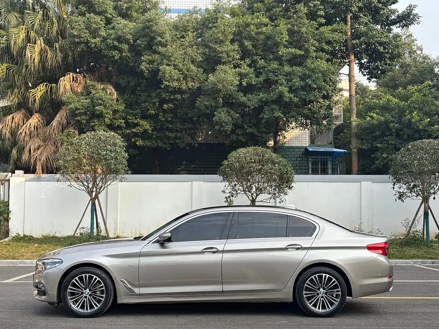 BMW 5 Series 2018 Facelift 530Li Exclusive Luxury Package фото 3