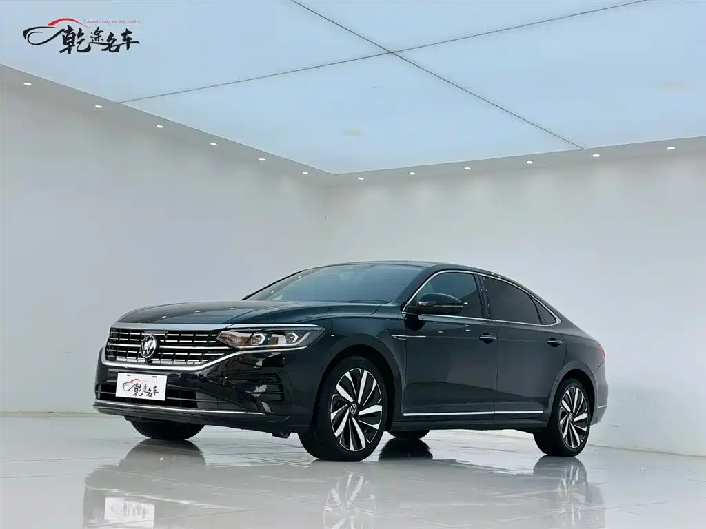 Volkswagen Passat 2023 Facelift 380TSI Luxury Edition