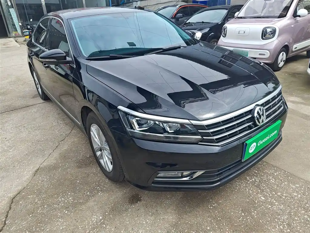 Volkswagen Passat 2016 280TSI DSG Honor Edition фото 4