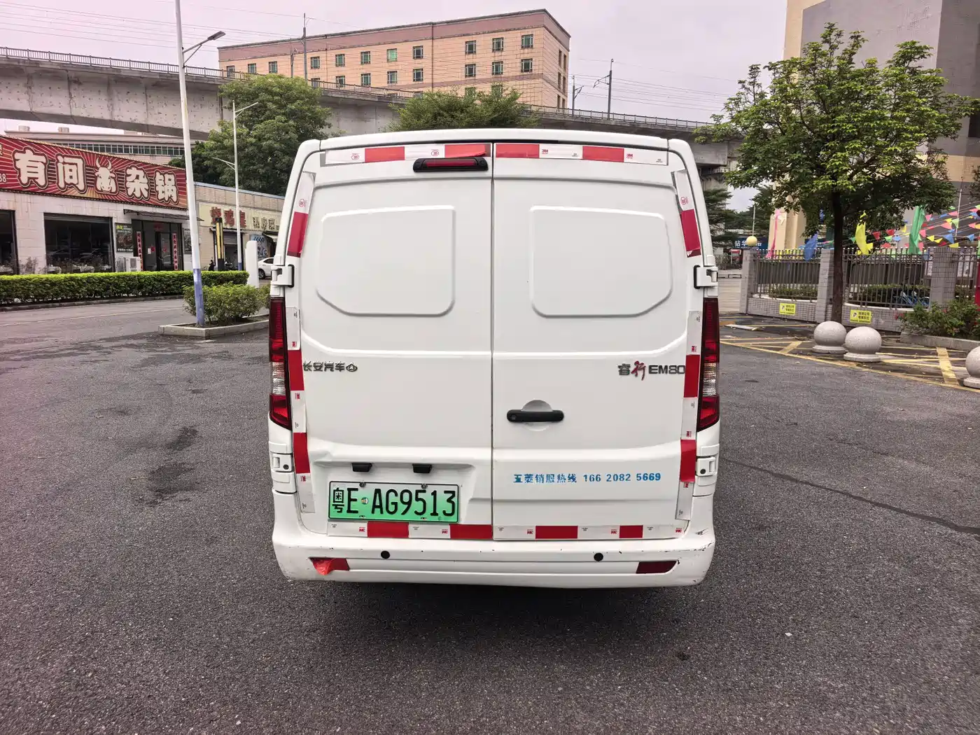 Changan Kaicheng Changan Ruixing EM80 2024 2023 Model Flat Roof Dual Sliding Doors 2-Seater 60kW 41.932kWh