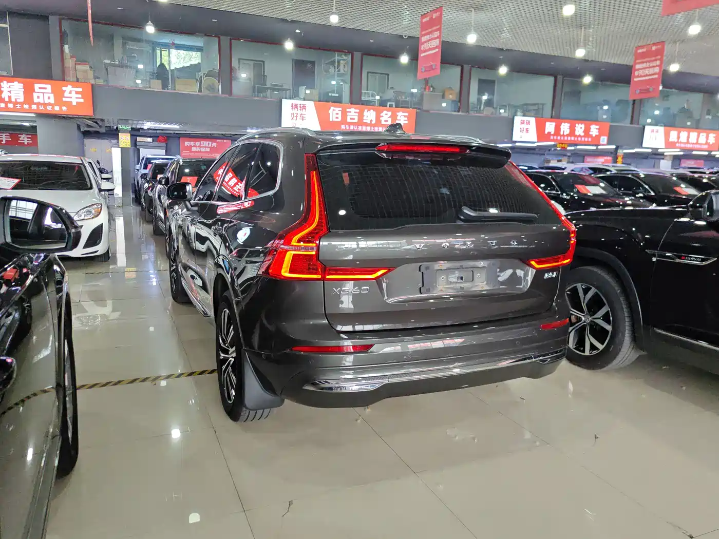 VOLVO XC60