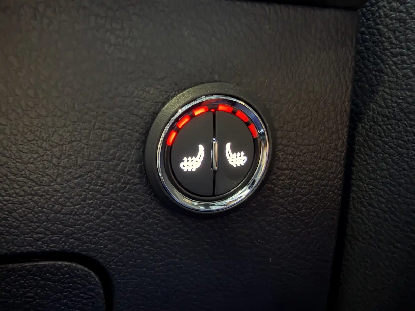 صورة 11 - Geely Emgrand X6