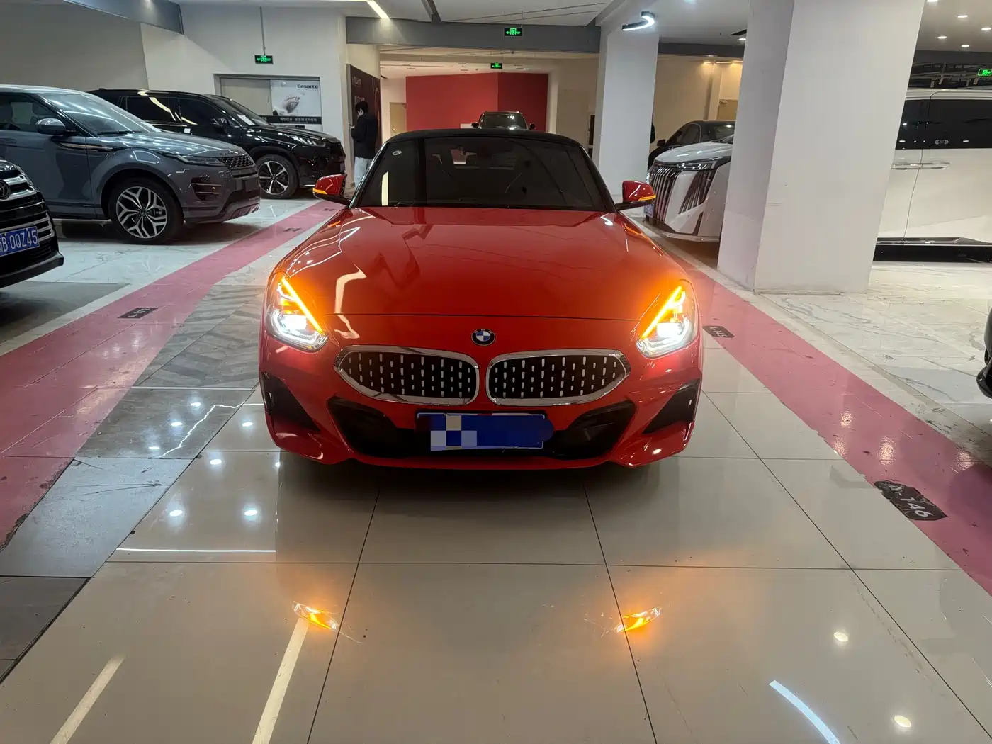 BMW Z4 2020 sDrive 25i Silver Frost Limited Edition фото 2