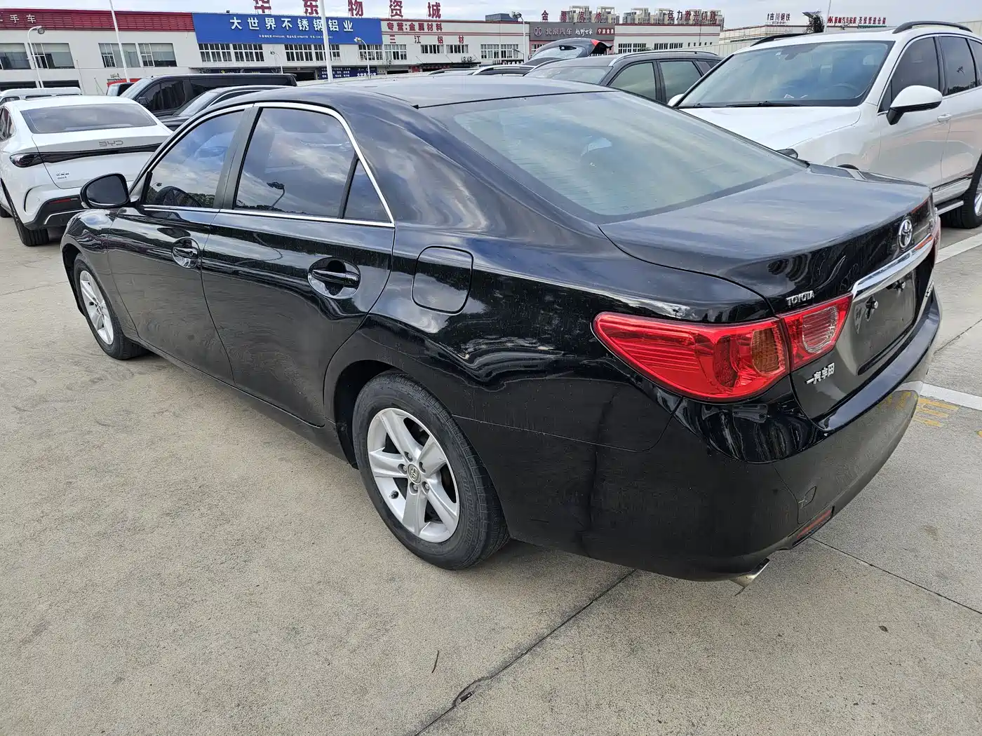 Toyota Reiz 2010 2.5S Elegance Elite Edition фото 13