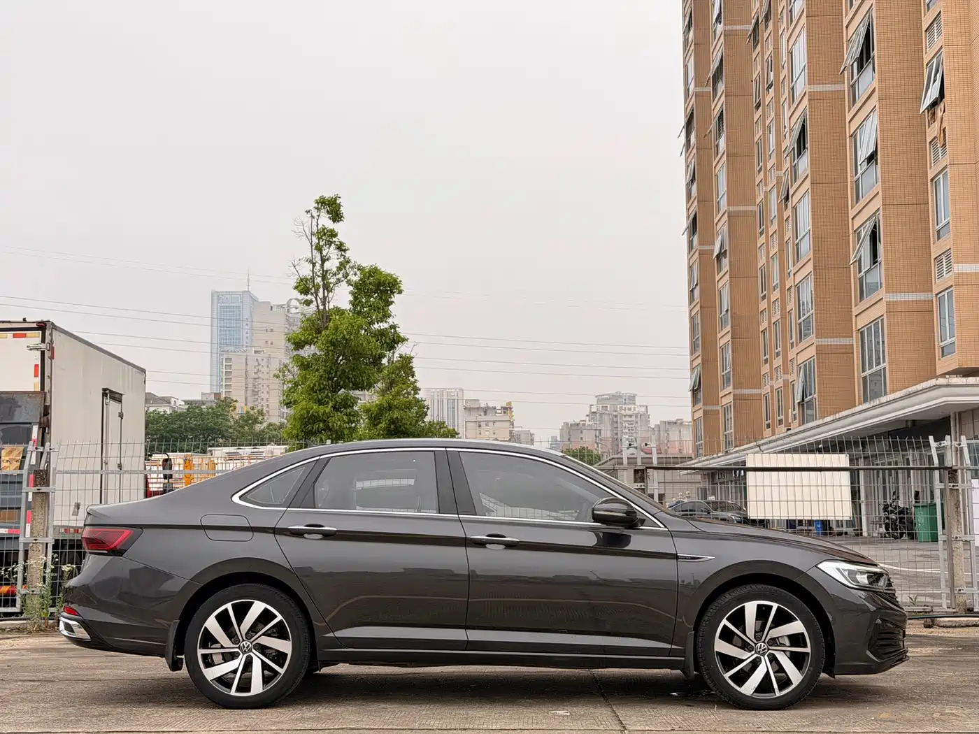 Volkswagen Sagitar 2023 300TSI DSG Surpassing Edition фото 30
