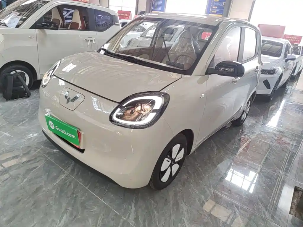 Wuling Motors Hongguang MINIEV 2025 4-Door Advanced