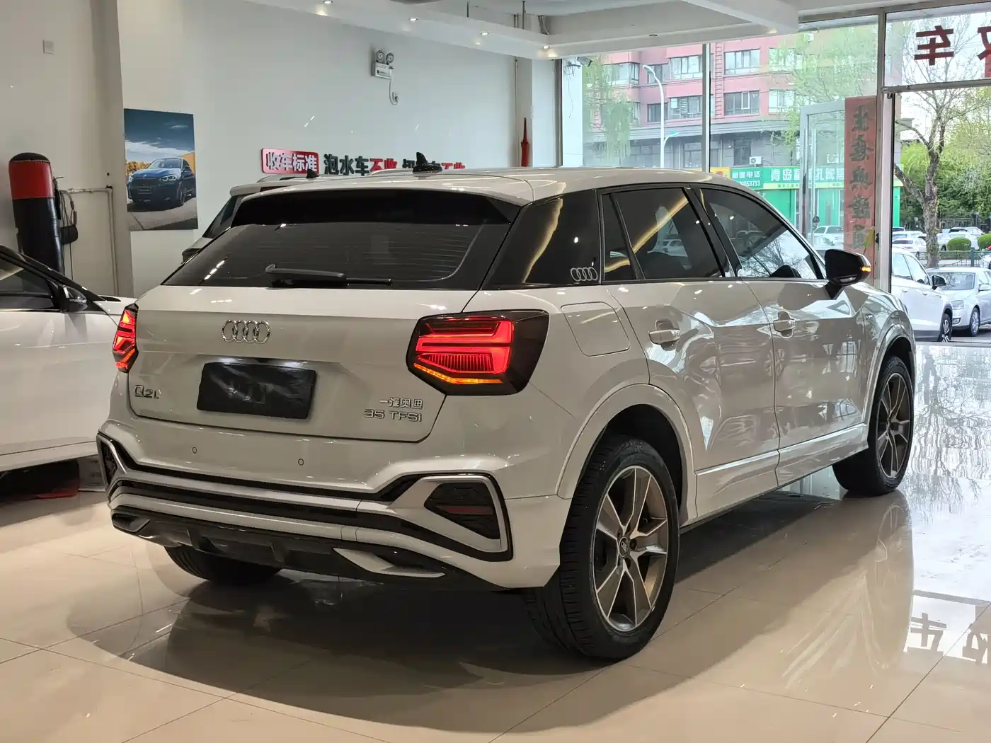 Audi Q2L 2022 35 TFSI Fashion Dynamic фото 33