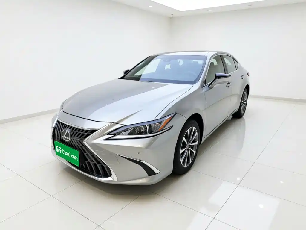 Lexus ES 2024 200 Premium Edition
