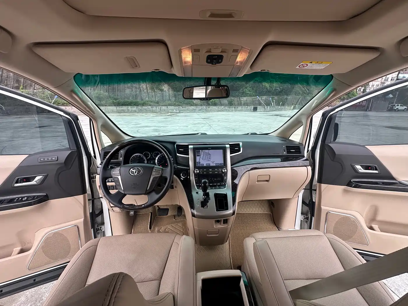 Toyota Alphard 2012 3.5L Luxury Edition фото 15