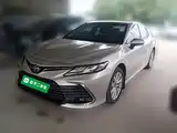 Фото 3 - Toyota Camry