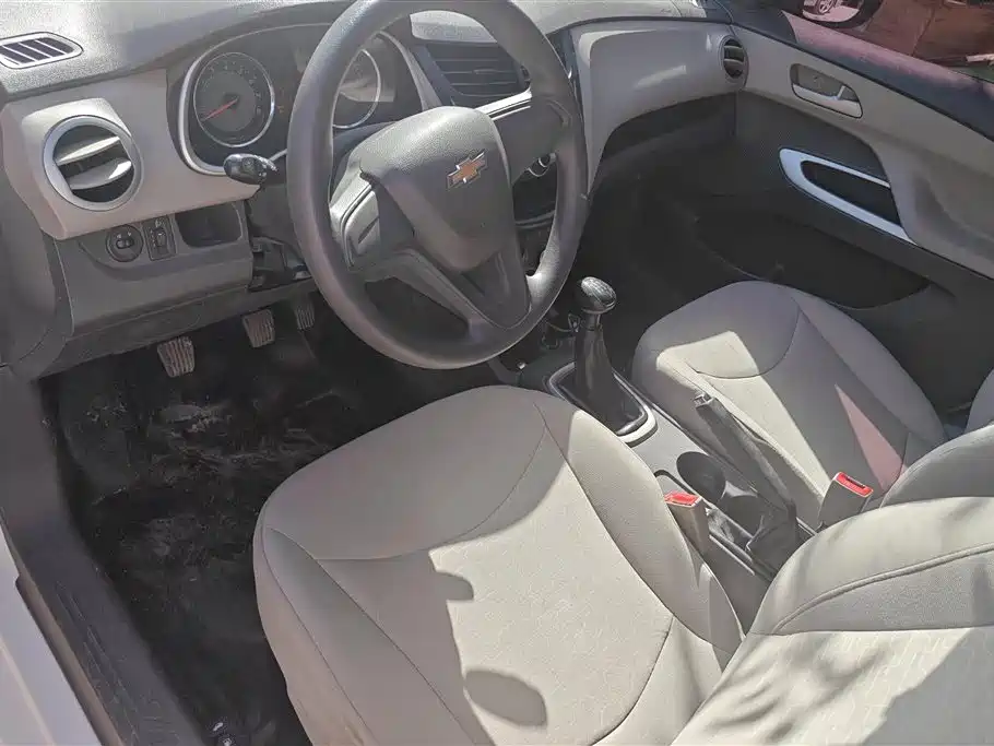 Chevrolet Sail 2015 Sail 3 1.3L Manual Cozy Edition фото 12