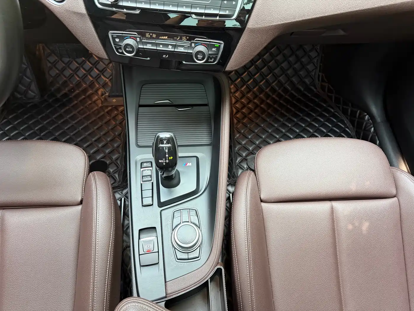 BMW X1 2021 sDrive25Li Leading фото 11