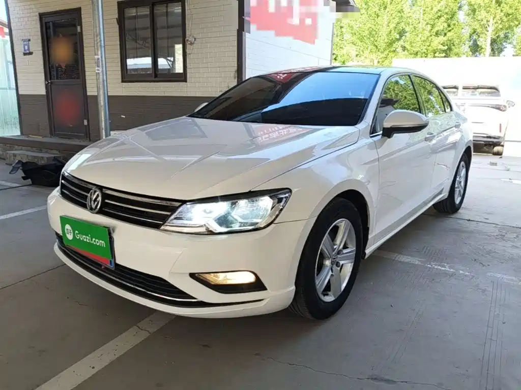 Volkswagen Lamando 2018 230TSI DSG Trend Edition