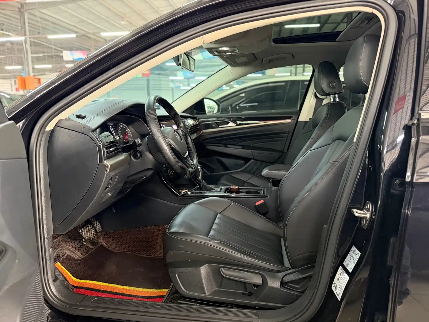 Volkswagen Passat 2019 Model 280TSI Business Edition China VI фото 5