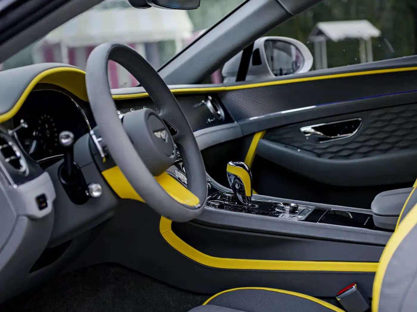 BENTLEY CONTINENTAL PLUG IN HYBRID