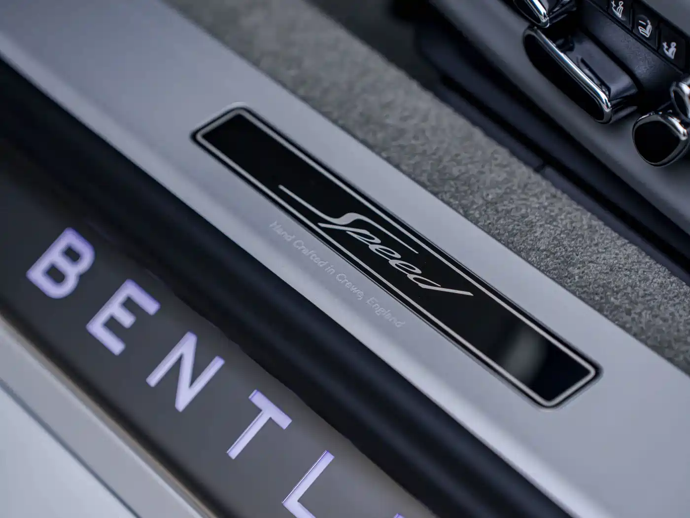 BENTLEY CONTINENTAL PLUG IN HYBRID