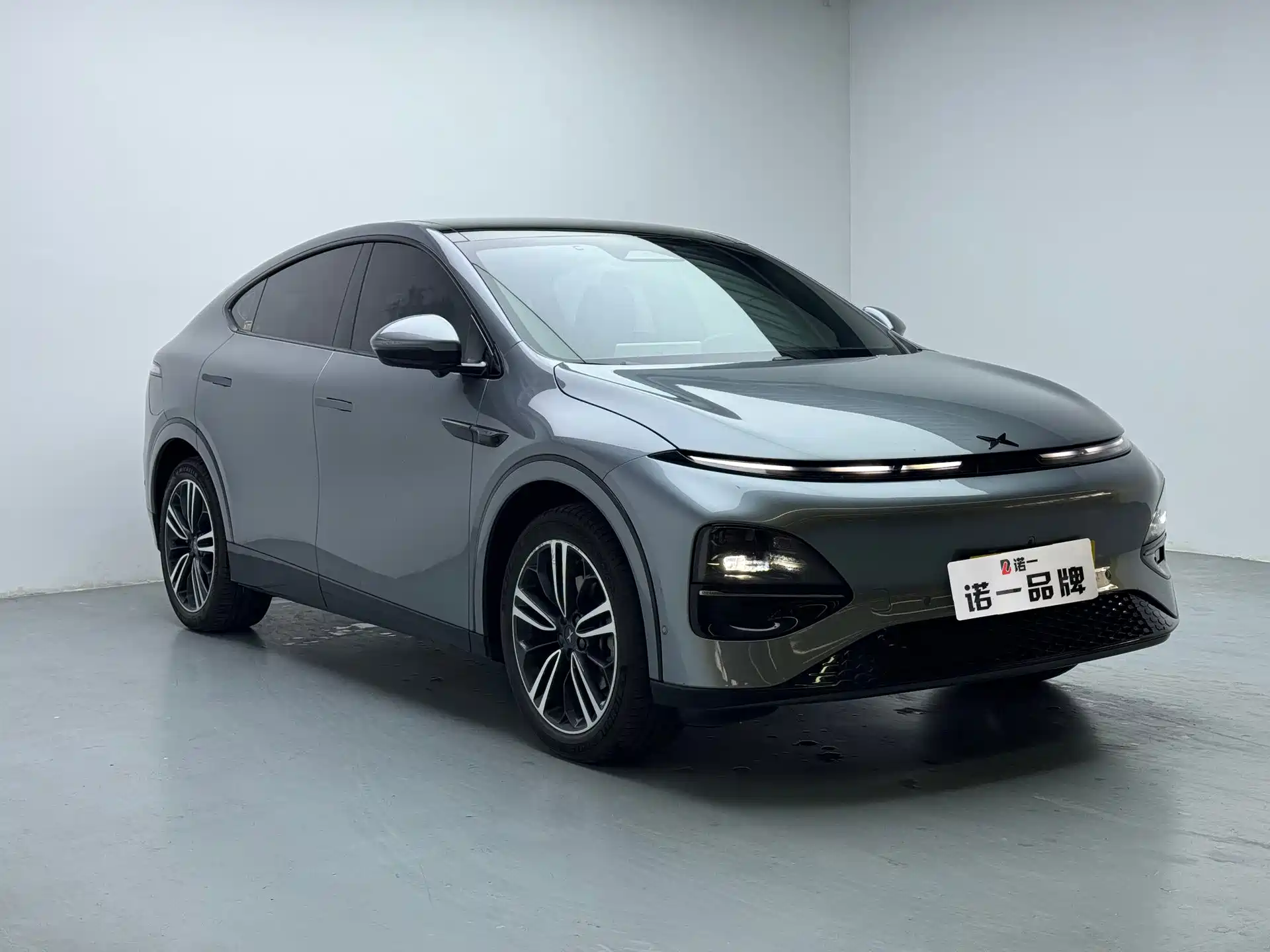 Фото 3 - XPeng G6