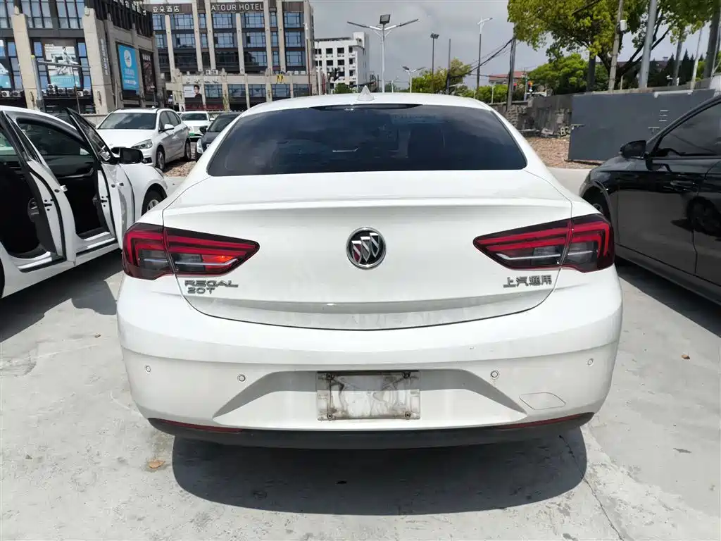 Buick Regal 2017 20T Elite Type фото 4