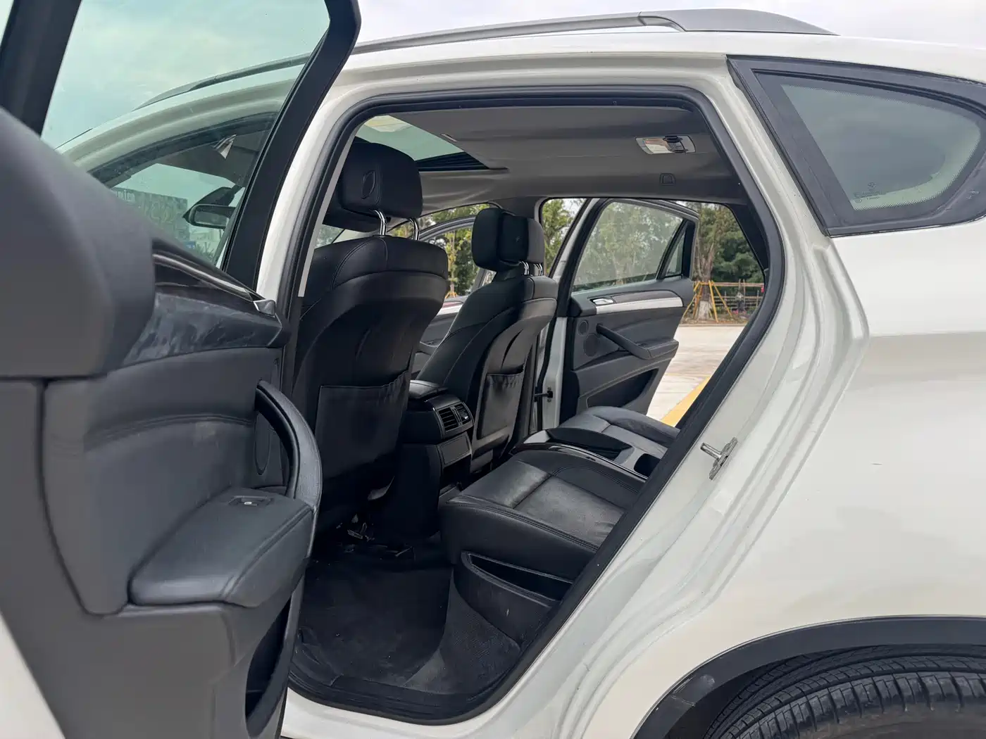 BMW X6 2011 xDrive35i фото 11