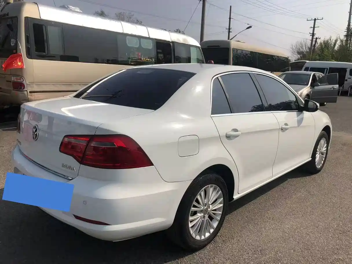 Volkswagen Bora 2013 2013 1.6L Automatic Luxury Model