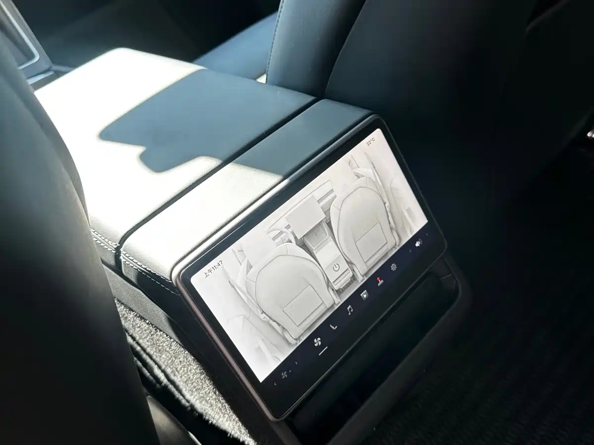 Tesla Model Y 2026 2026 Rear-Wheel Drive