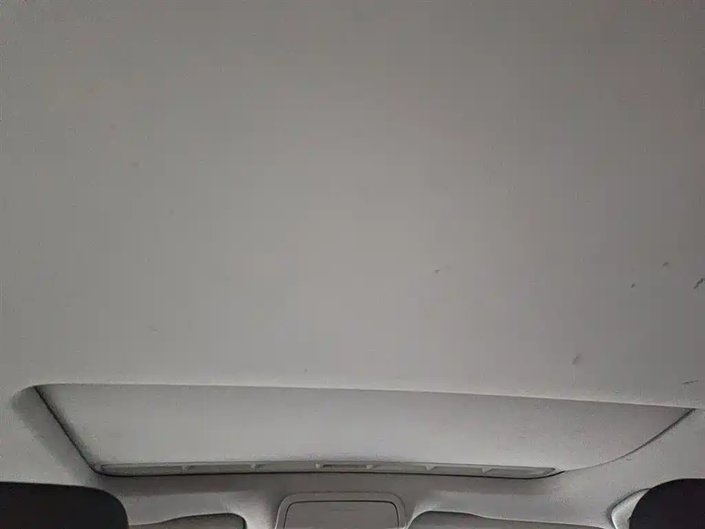 Volkswagen Sagitar 2015 1.6L Automatic Comfort фото 9