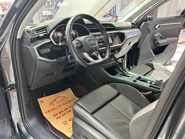 Audi Q3 Sportback 2022 40 TFSI Fashion — фото 4