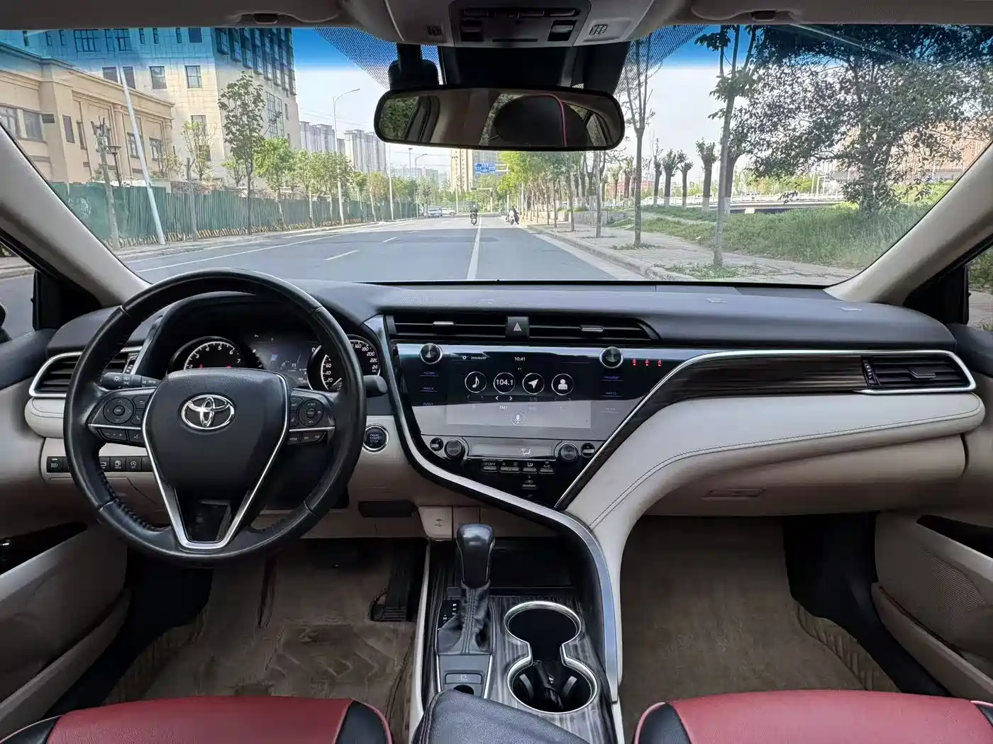 Toyota Camry 2019 2.0G Luxury (China V) фото 13