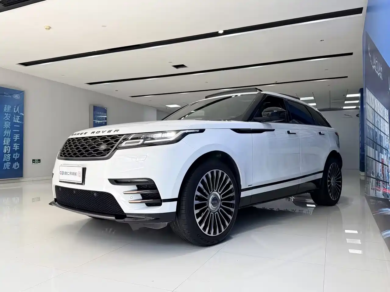 Land Rover Range Rover Velar 2018 P250 S фото 2