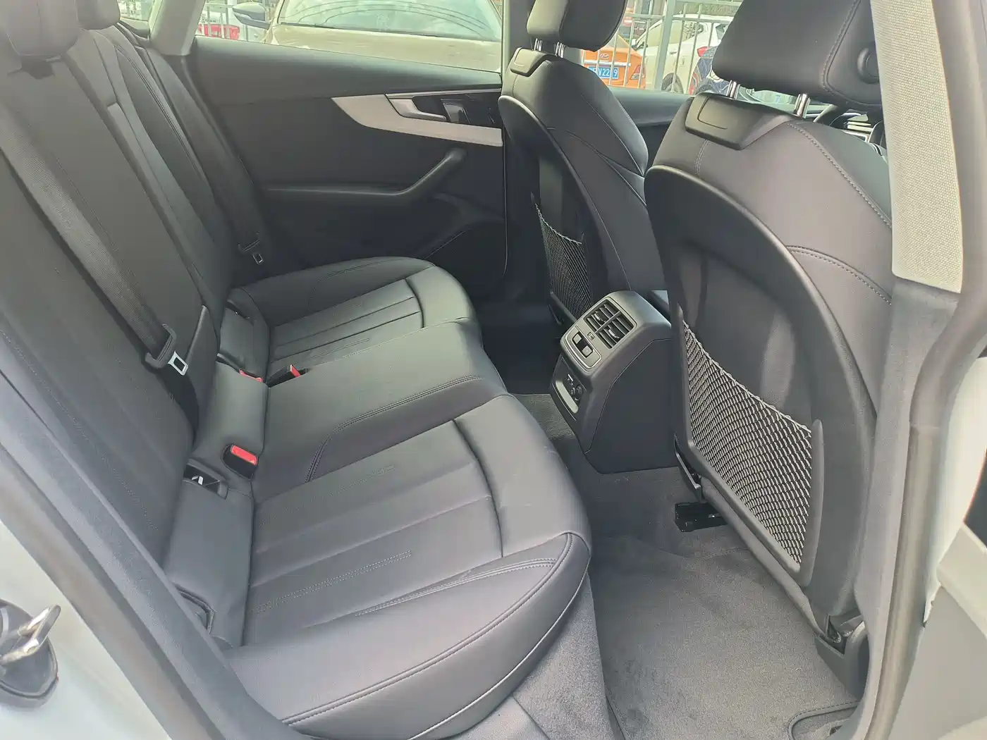 Audi A5 (Import) 2024 Sportback 40 TFSI quattro Luxury Dynamic фото 6