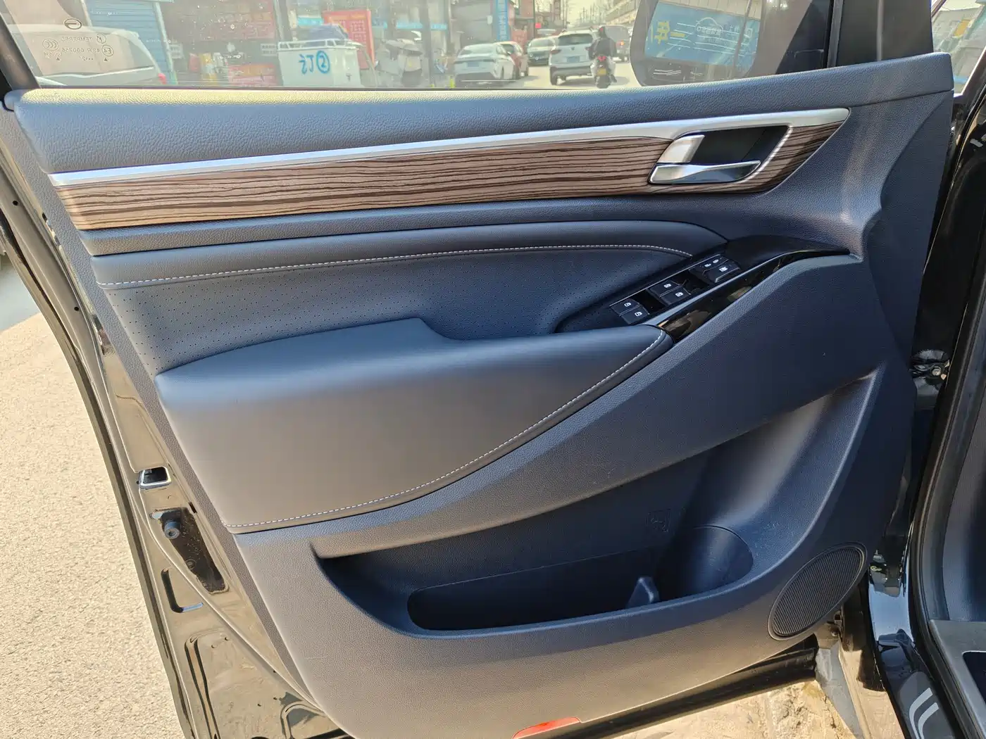 GAC Trumpchi Trumpchi M8 2021 Leading Show Series 390T Ultimate Edition фото 4