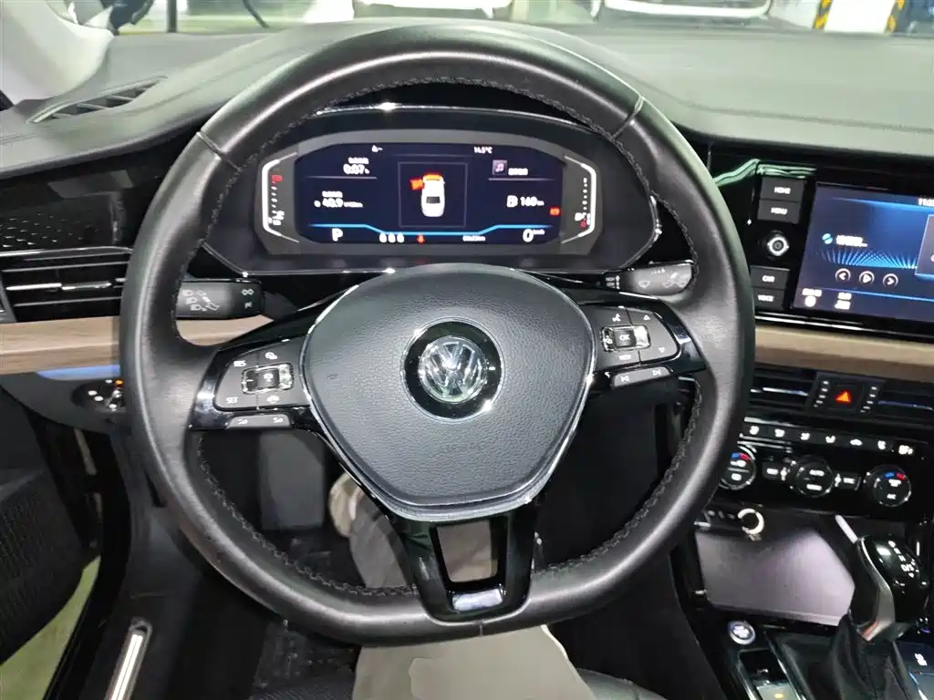 Volkswagen Passat 2019 Model 330TSI Luxury Edition China V фото 7