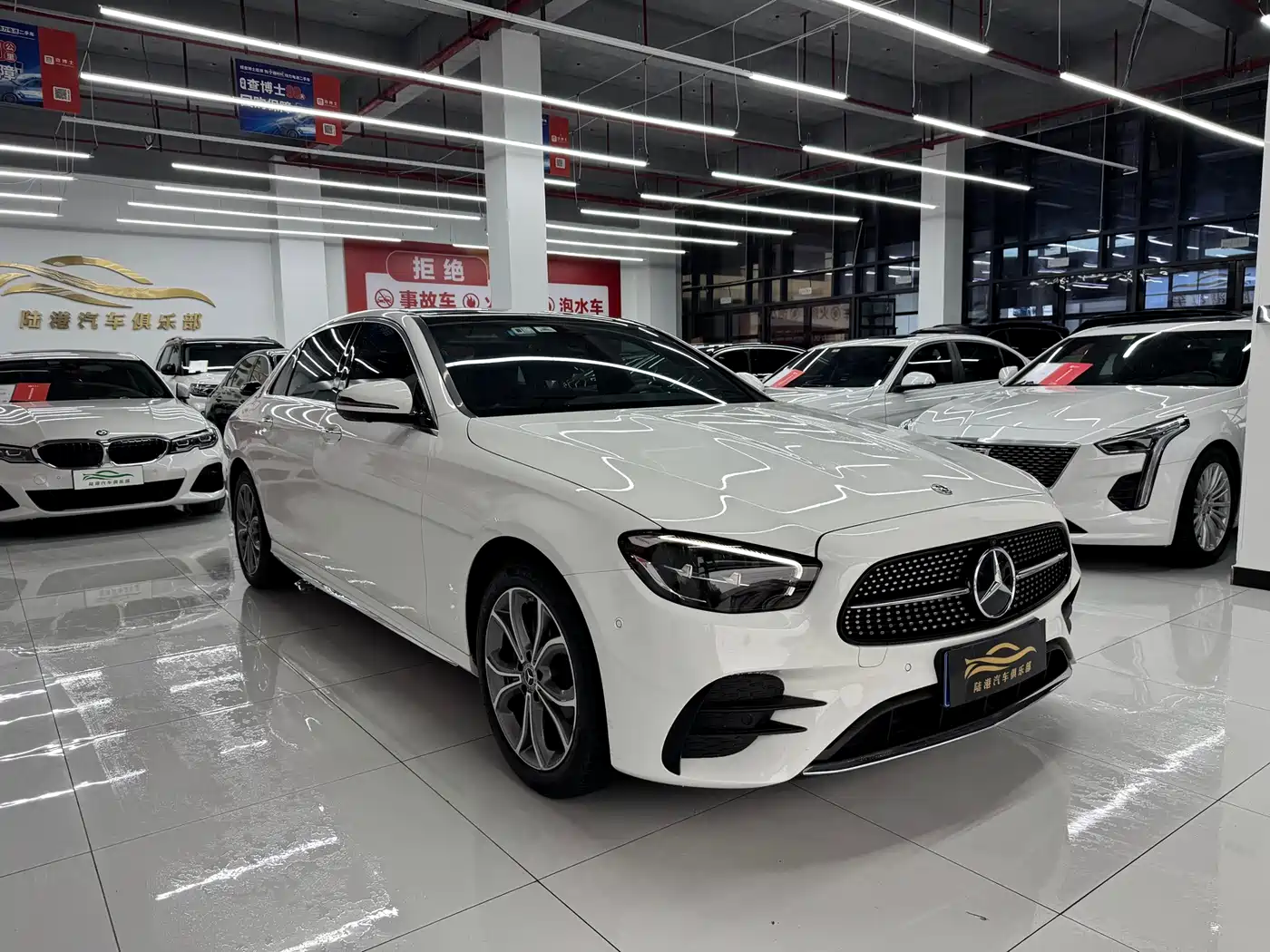 Mercedes-Benz E-Class 2022 Second Facelift E 300 L Sport Fashion фото 3