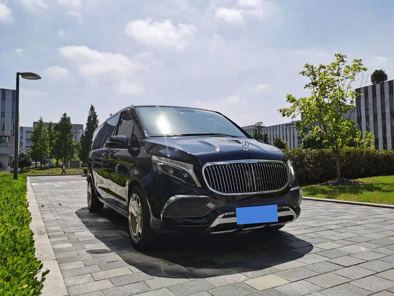 Mercedes-Benz V-Class 2021 V 260 L Long Wheelbase Luxury Edition фото 3