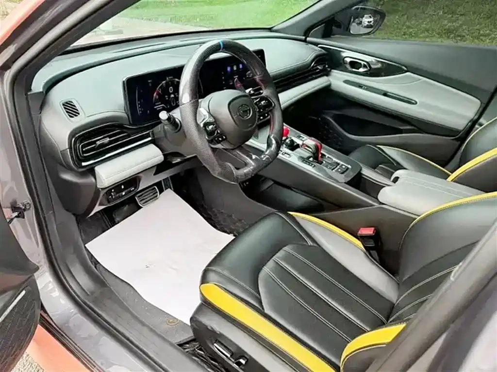 GAC Trumpchi Trumpchi Emkoo 2021 270T DCT J15 Edition фото 4