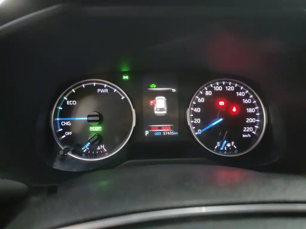Toyota Wildlander 2021 Hybrid 2.5L E-CVT 2WD Luxury Edition фото 8