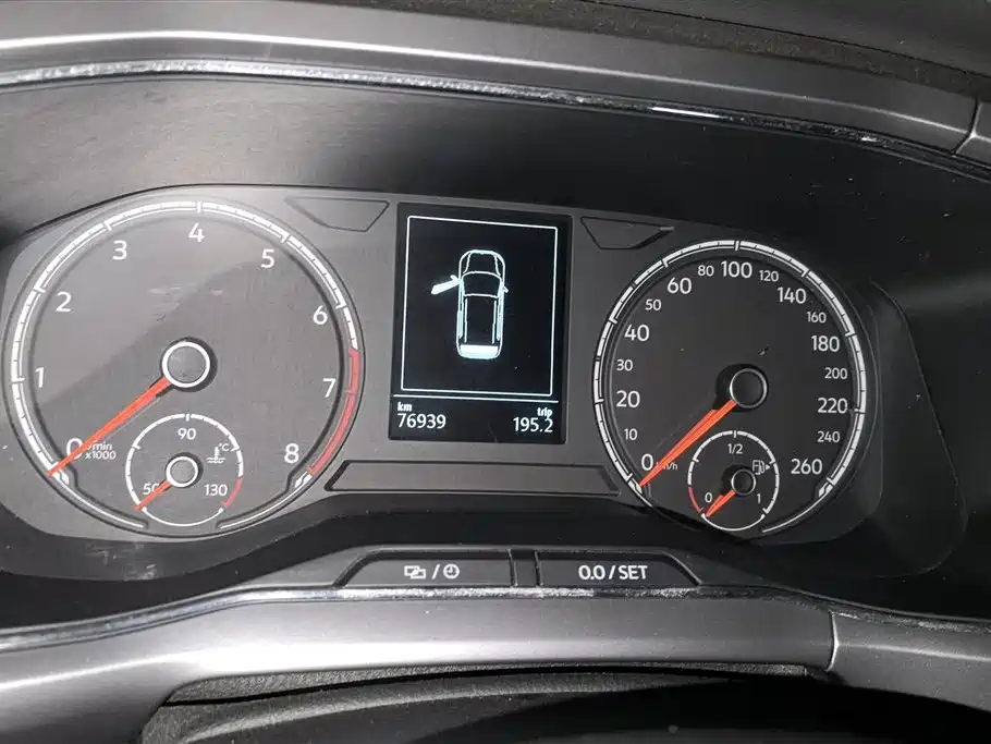 Volkswagen T-Cross 2019 1.5L Automatic Comfort Edition фото 14