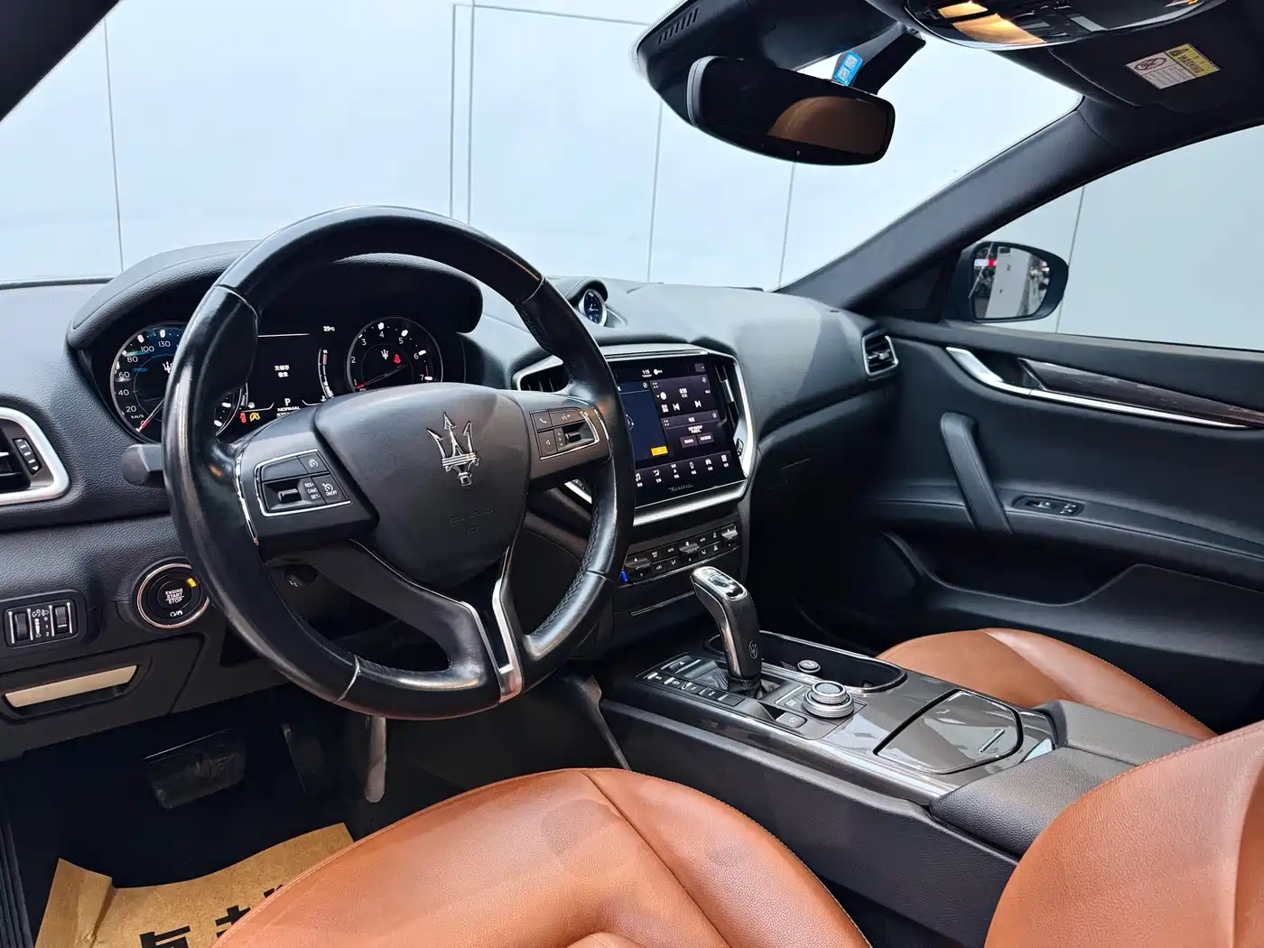 MASERATI GHIBLI