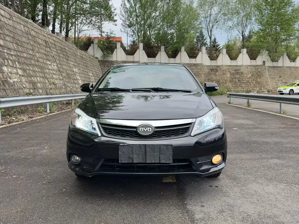 BYD F3 2015 Energy-saving Edition 1.5L Manual Comfort фото 2