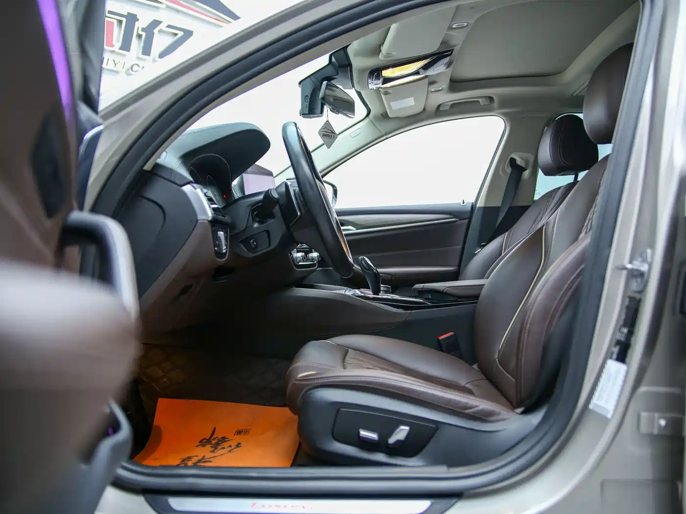 BMW 5 Series 2019 530Li Leading Luxury Package фото 11