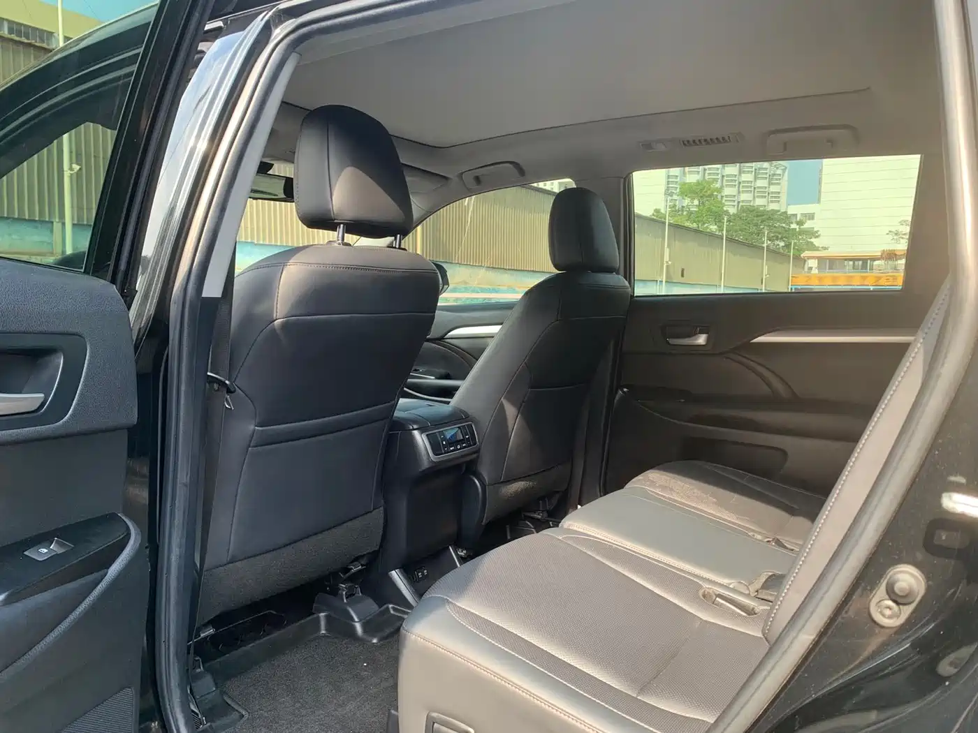 Toyota Highlander 2018 2.0T 4WD Premium 7-seater China VI фото 6