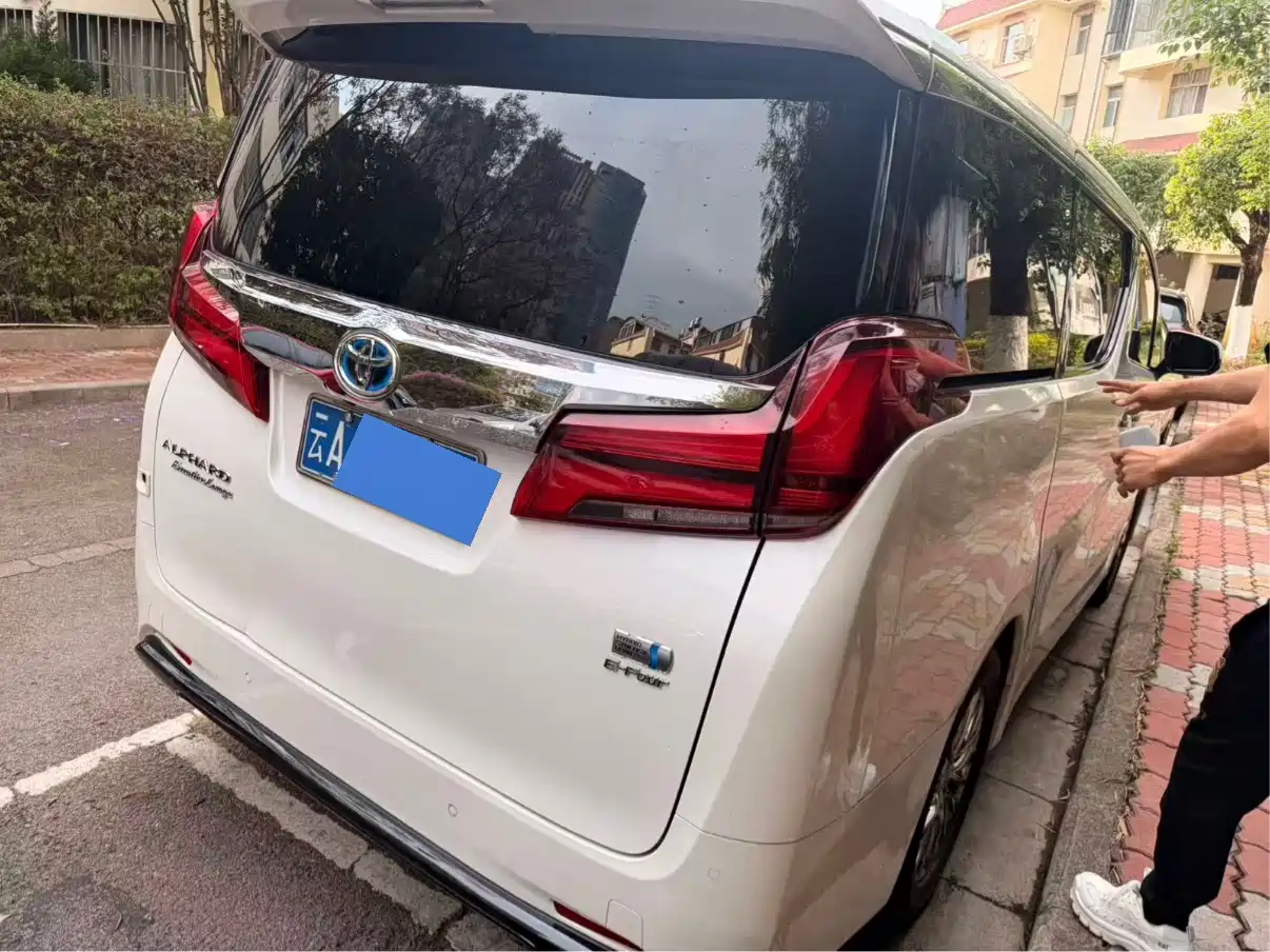 Toyota Alphard 2019 Hybrid 2.5L Premium Edition фото 2