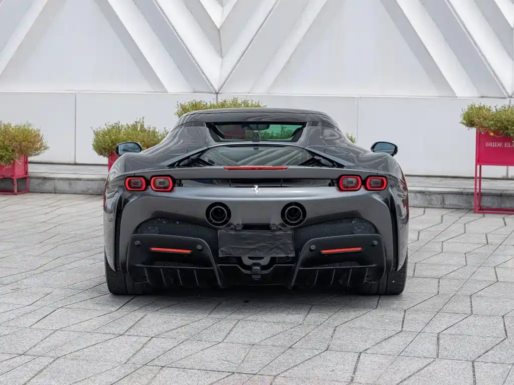 Ferrari SF90 2023 2021 3.9T V8 Spider