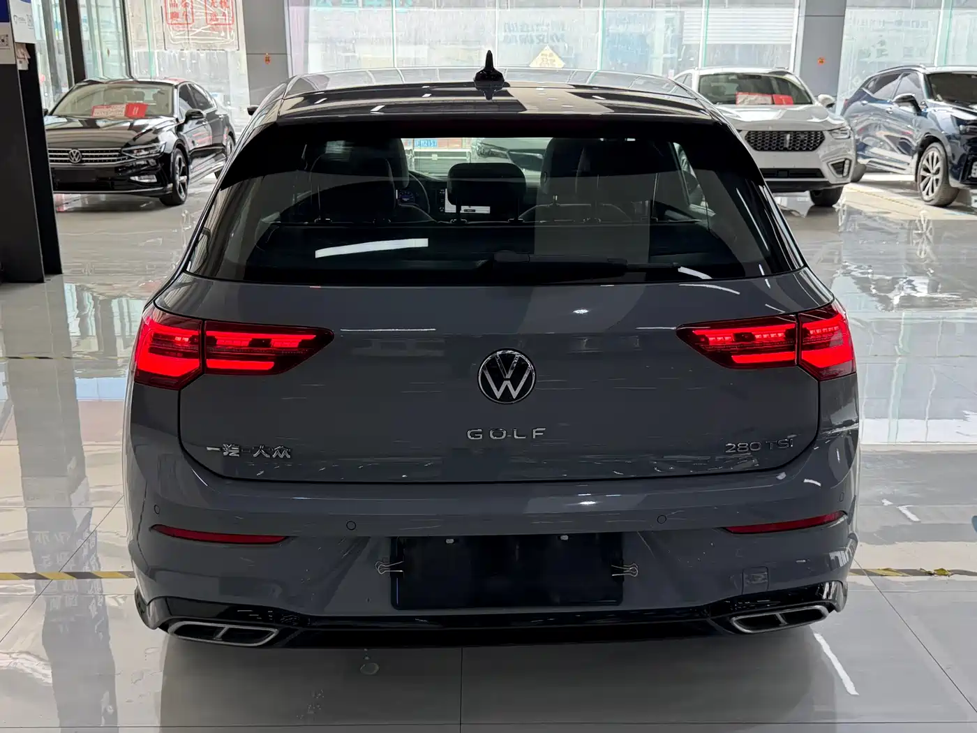 Volkswagen Golf 2023 280TSI DSG R-Line Lite фото 10