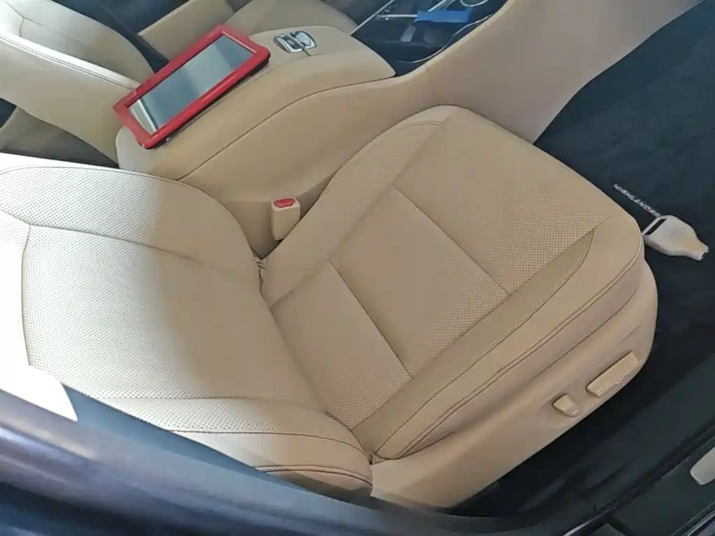 Toyota Highlander 2015 2.0T AWD Luxury Edition 7-seater фото 25