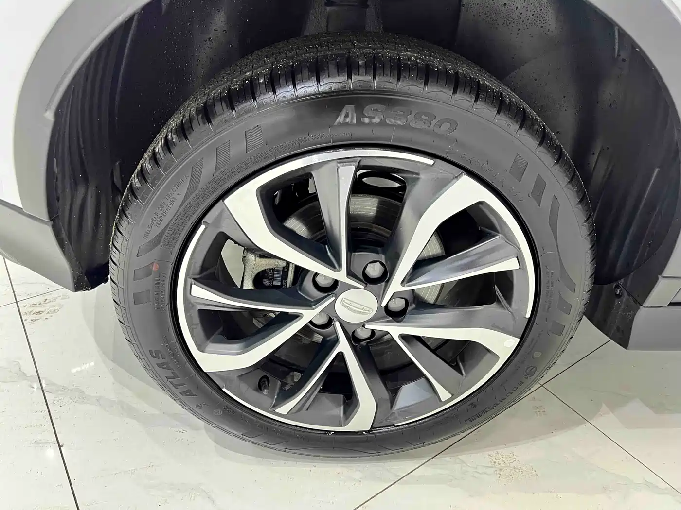 GEELY AUTOMOBILE EMGRAND S