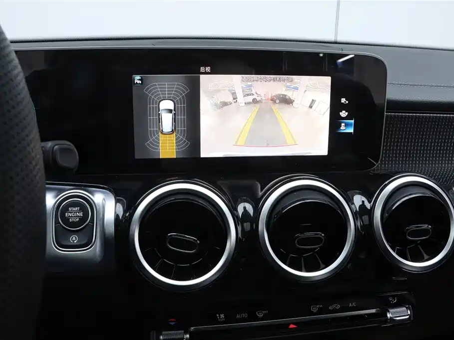 Mercedes-Benz GLB 2020 GLB 200 Dynamic фото 10
