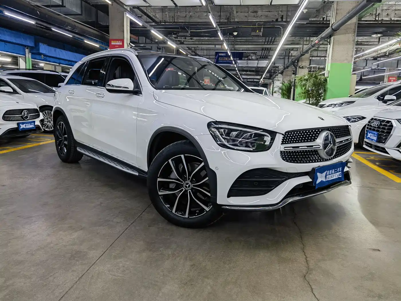 MERCEDES-BENZ GLC