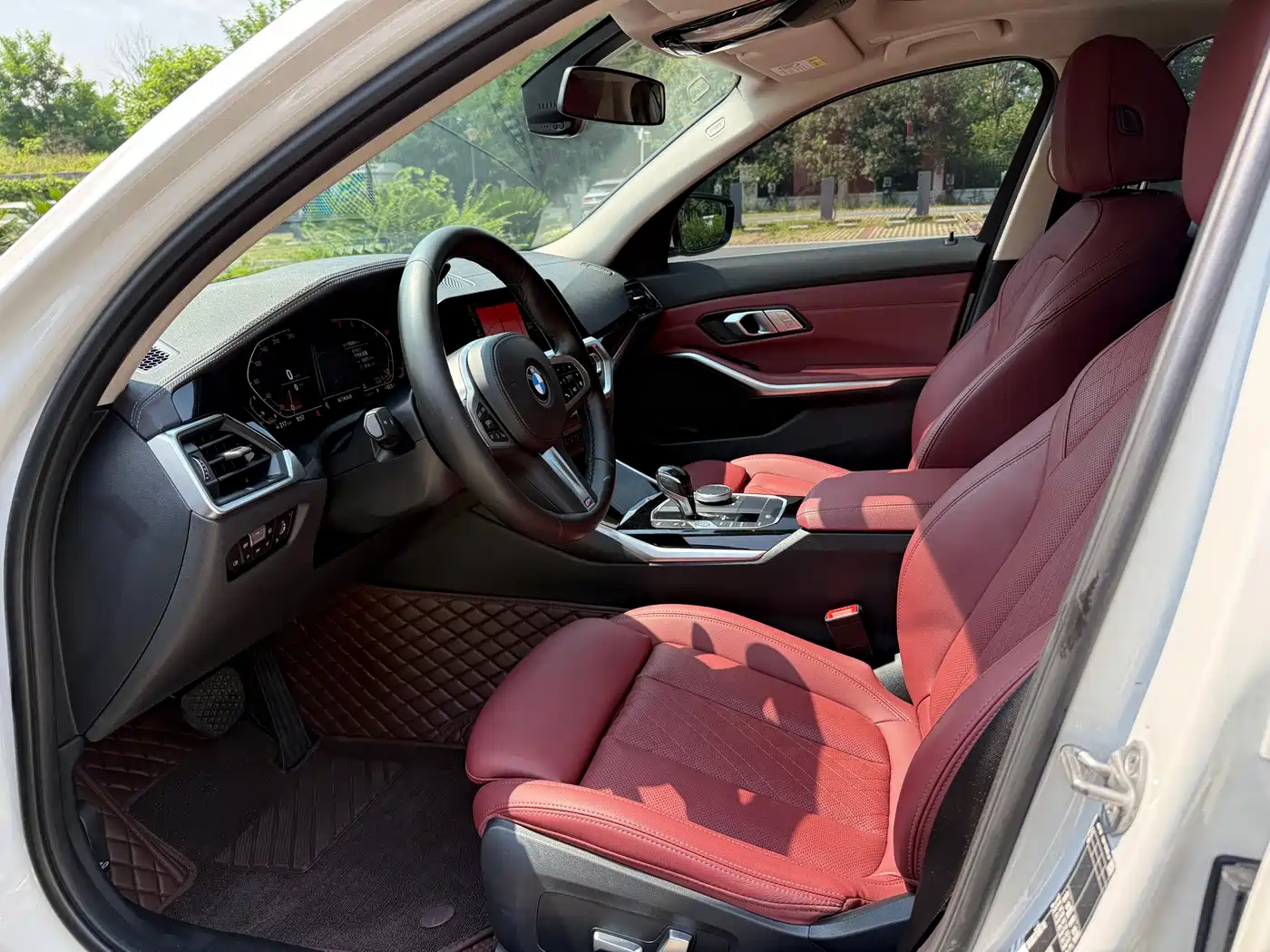 BMW 3 Series 2022 320Li M Sport Package фото 4